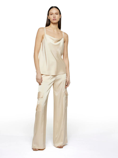 Simona Corsellini Top in raso sotto giacca